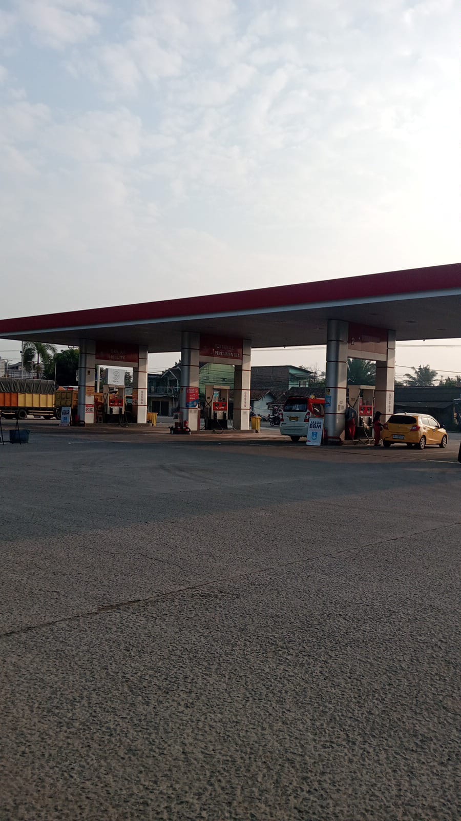 Adanya modus baru Mafia Penimbun Solar Ilegal mengunakan jerigen di atas bak mobil Dump truck