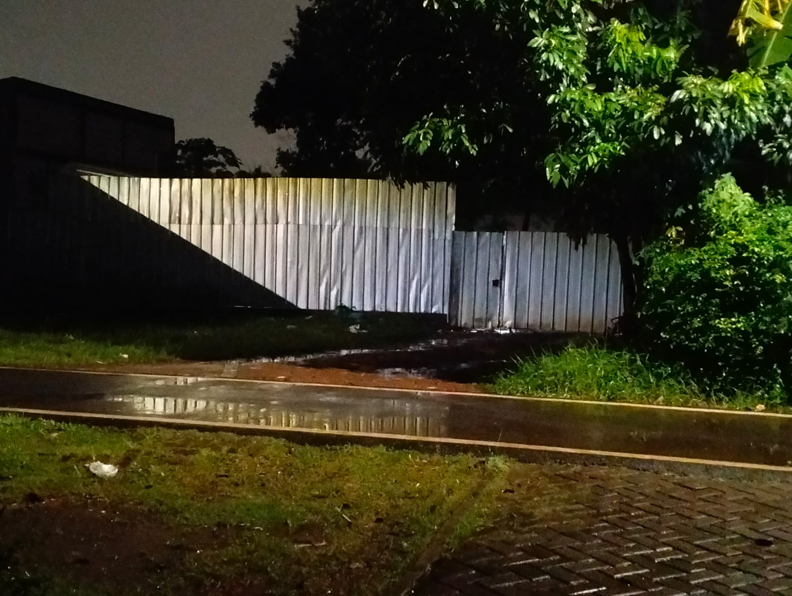 Mafia Gas non subsidi diduga hasil Suntikan Dari Gas 3 Kg Untuk Masyarakat Miskin Subsidi Dari Pemerintah